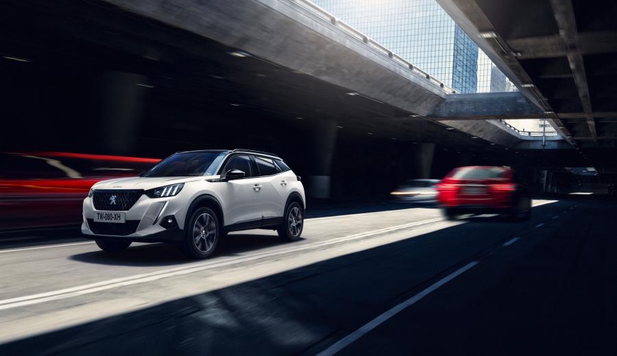  Peugeot 2008 GT Line 2019 года  (WW) (фото 10 из 40)